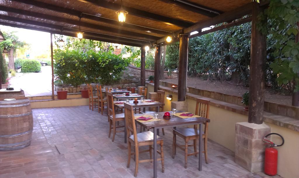 La Locanda Della Ribollita Chiusi Bagian luar foto
